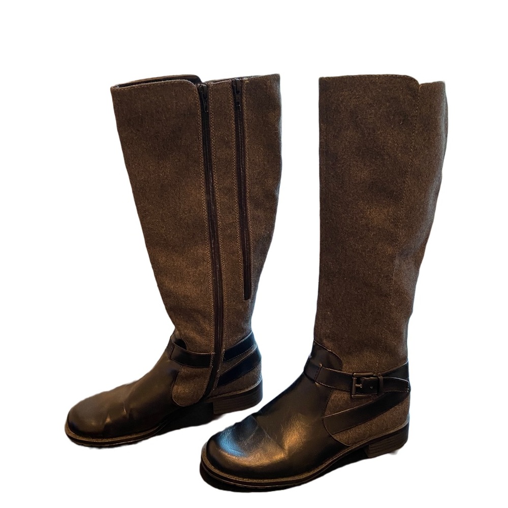Aerosoles Women’s Grey and Black Boots Size 7.5